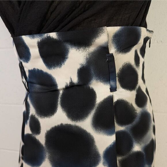 Marc Cain Knee Length Pencil Skirt Black and White Size N2 - Picture 6 of 13